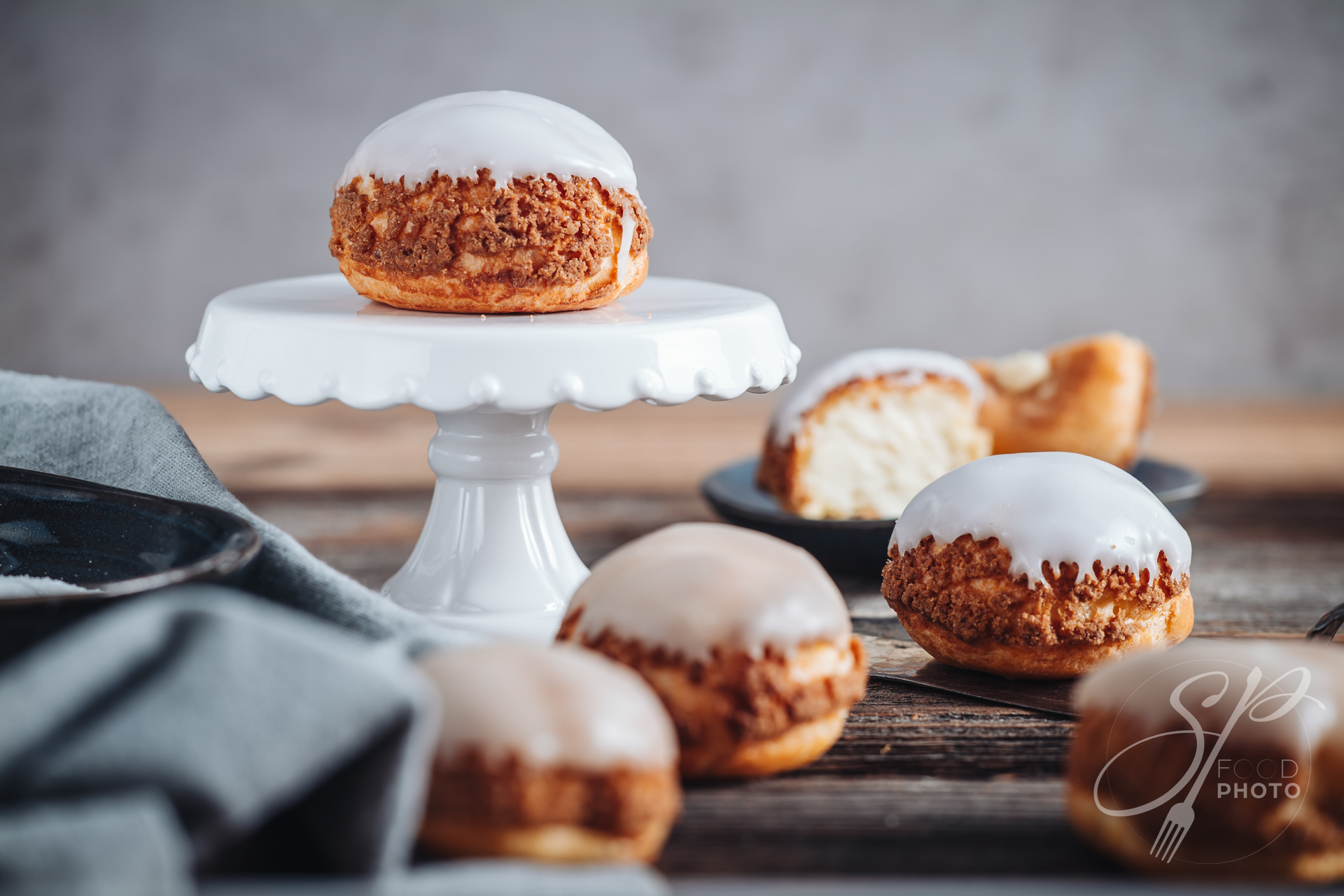 Delicious french Choux Craquelin pastries